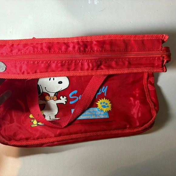 Vintage 80s Snoopy Peanuts Red Nylon Tote Bag - Woodstock - Rare Zipper Pull - Picture 2 of 9